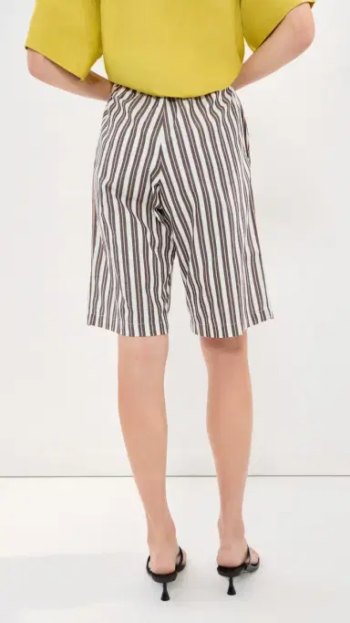 LE BOP Frances Bermuda Shorts White/Grey tripe | Thumbnail 3 LE BOP Frances Bermuda Shorts White/Grey tripe | Thumbnail 3