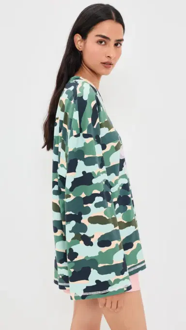 Ciao Ciao Vacation Camo Hibiscus peedway Tee Green Camo | Thumbnail 4 Ciao Ciao Vacation Camo Hibiscus peedway Tee Green Camo | Thumbnail 4