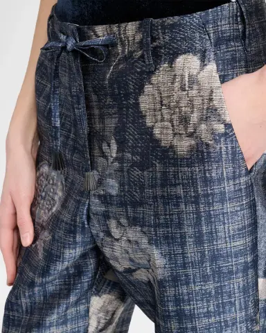 Giorgio Armani Cropped Floral Embroidered Trousers | Thumbnail 5 Giorgio Armani Cropped Floral Embroidered Trousers | Thumbnail 5