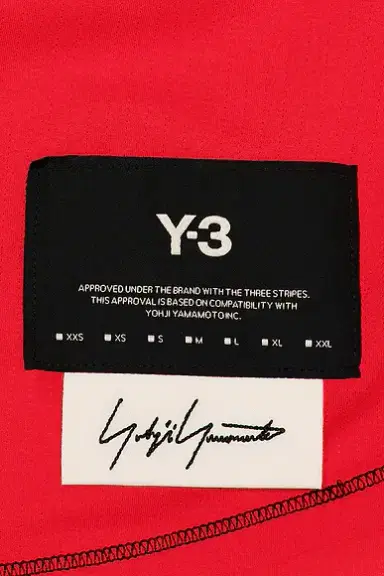 Y-3 Gfx Run Tee | Thumbnail 6 Y-3 Gfx Run Tee | Thumbnail 6