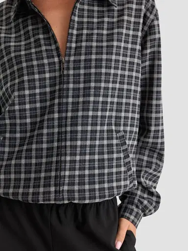 GOOD AMERICAN Women's The Lightweight Plaid Bomber Jacket | Thumbnail 5 GOOD AMERICAN Women's The Lightweight Plaid Bomber Jacket | Thumbnail 5