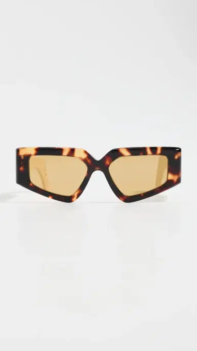 Valentino Ultra Vintage Sunglasses Havana//Brown One Size | Thumbnail 4 Valentino Ultra Vintage Sunglasses Havana//Brown One Size | Thumbnail 4