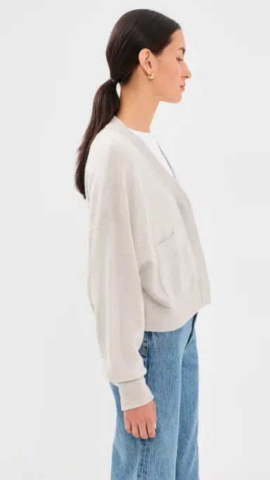 Le Kasha Bruges Cashmere Cardigan Light Beige One Size | Thumbnail 4 Le Kasha Bruges Cashmere Cardigan Light Beige One Size | Thumbnail 4
