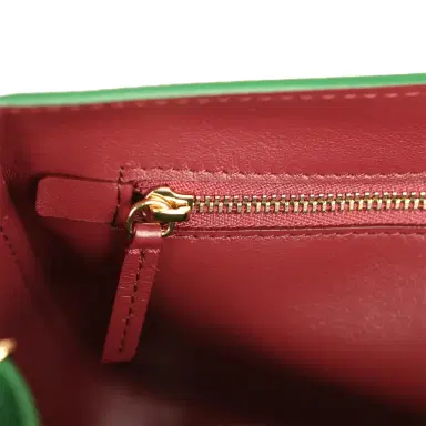 Chanel Chanel Maxi "Souplissimo" Small Flap Bag Green Grained Calfskin Gold Hardware | Thumbnail 11 Chanel Chanel Maxi "Souplissimo" Small Flap Bag Green Grained Calfskin Gold Hardware | Thumbnail 11