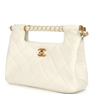 Chanel Chanel Pearl Top Handle Small Shopping Bag White Shiny Lambskin Brushed Gold Hardware | Thumbnail 5 Chanel Chanel Pearl Top Handle Small Shopping Bag White Shiny Lambskin Brushed Gold Hardware | Thumbnail 5