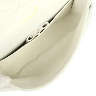 Chanel Vintage Chanel Medium Classic Double Flap Bag White Lambskin Gold Hardware | Thumbnail 10 Chanel Vintage Chanel Medium Classic Double Flap Bag White Lambskin Gold Hardware | Thumbnail 10