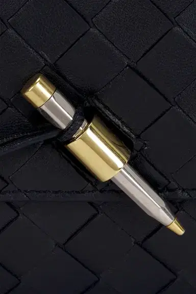 Bottega Veneta Andiamo Clutch | Thumbnail 7 Bottega Veneta Andiamo Clutch | Thumbnail 7