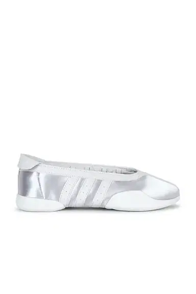 adidas Originals Taekwondo Mei Ballet Sneaker | Thumbnail 1 adidas Originals Taekwondo Mei Ballet Sneaker | Thumbnail 1