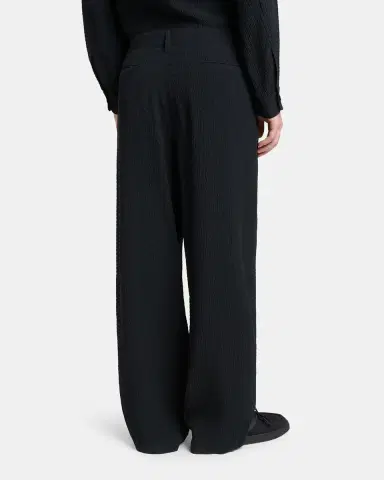 Giorgio Armani Men's Seersucker Wide-Leg Trousers | Thumbnail 3 Giorgio Armani Men's Seersucker Wide-Leg Trousers | Thumbnail 3