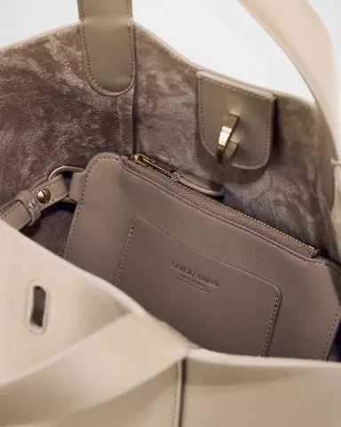 Giorgio Armani Small Geometric Leather Tote Bag | Thumbnail 3 Giorgio Armani Small Geometric Leather Tote Bag | Thumbnail 3