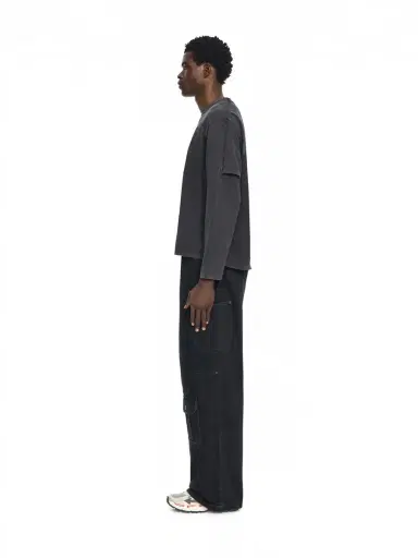 Off-White Half Arrow Cargo Jeans | Thumbnail 3 Off-White Half Arrow Cargo Jeans | Thumbnail 3