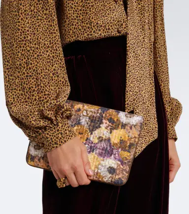 Valentino Garavani VLogo Small floral jacquard pouch | Thumbnail 6 Valentino Garavani VLogo Small floral jacquard pouch | Thumbnail 6