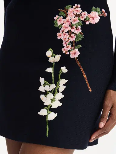 Oscar de la Renta Mixed Botanical Embroidered Dress | Thumbnail 4 Oscar de la Renta Mixed Botanical Embroidered Dress | Thumbnail 4