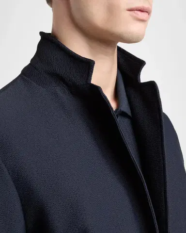 Giorgio Armani Men's Seersucker Single-Breasted Sport Coat | Thumbnail 6 Giorgio Armani Men's Seersucker Single-Breasted Sport Coat | Thumbnail 6