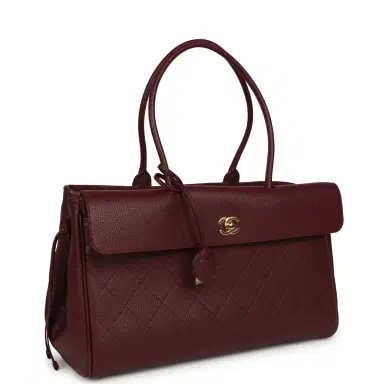 Chanel Chanel Large "Urban Essential" East West Shopping Tote Dark Burgundy Caviar Gold Hardware | Thumbnail 2 Chanel Chanel Large "Urban Essential" East West Shopping Tote Dark Burgundy Caviar Gold Hardware | Thumbnail 2