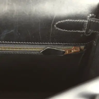HERMÈS Vintage Hermes Kelly Retourne 32 Black Box Gold Hardware | Thumbnail 9 HERMÈS Vintage Hermes Kelly Retourne 32 Black Box Gold Hardware | Thumbnail 9