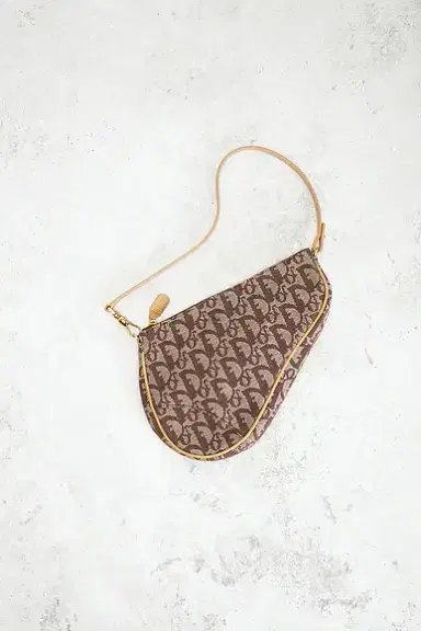Dior Diorissimo Pochette Saddle Bag | Thumbnail 2 Dior Diorissimo Pochette Saddle Bag | Thumbnail 2