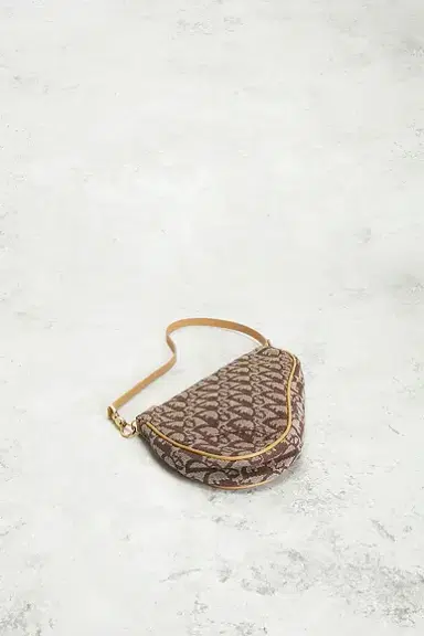 Dior Diorissimo Pochette Saddle Bag | Thumbnail 4 Dior Diorissimo Pochette Saddle Bag | Thumbnail 4