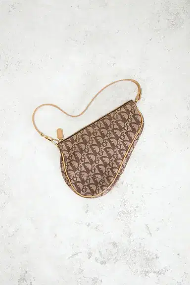 Dior Diorissimo Pochette Saddle Bag | Thumbnail 2 Dior Diorissimo Pochette Saddle Bag | Thumbnail 2