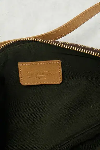 Dior Diorissimo Pochette Saddle Bag | Thumbnail 5 Dior Diorissimo Pochette Saddle Bag | Thumbnail 5