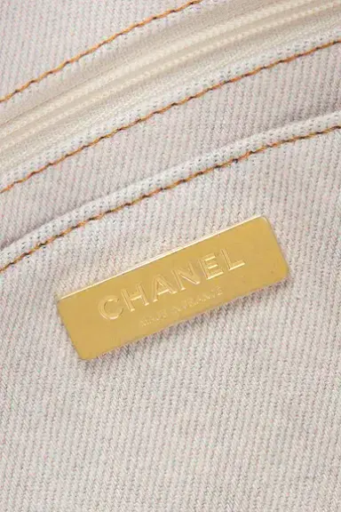 chanel Chanel Denim Double Pocket Tote Bag | Thumbnail 5 chanel Chanel Denim Double Pocket Tote Bag | Thumbnail 5