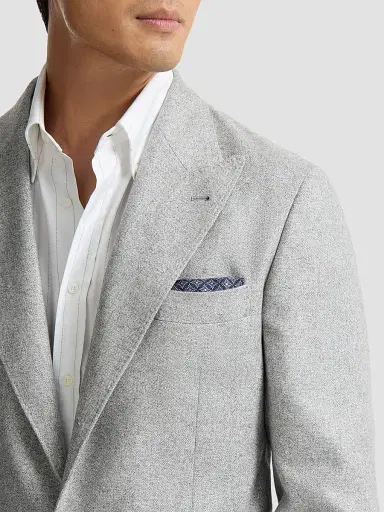Brunello Cucinelli Men's Linen and Silk Pocket Square with Geometric Pattern - Navy Blue | Thumbnail 4 Brunello Cucinelli Men's Linen and Silk Pocket Square with Geometric Pattern - Navy Blue | Thumbnail 4