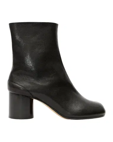 Maison Margiela Tabi Leather Split-Toe Booties | Thumbnail 1 Maison Margiela Tabi Leather Split-Toe Booties | Thumbnail 1