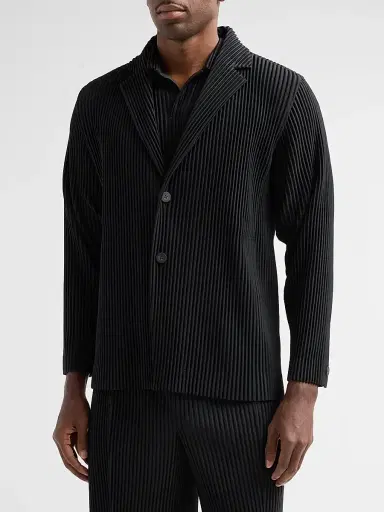 Homme Plissé Issey Miyake Men's Pleated Knit Blazer - Black | Thumbnail 4 Homme Plissé Issey Miyake Men's Pleated Knit Blazer - Black | Thumbnail 4