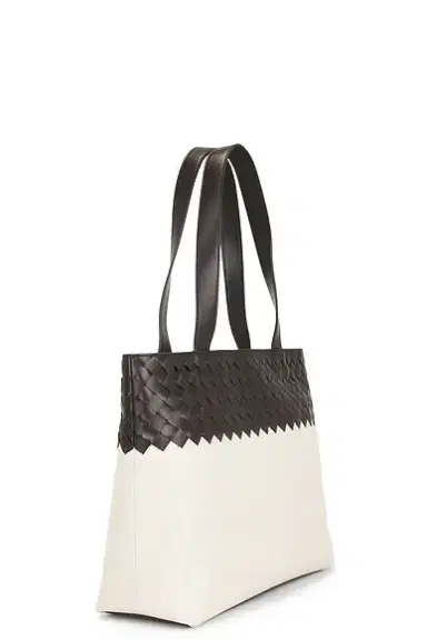 Bottega Veneta Small Zipped Tote Canvas Bonded Intr. 15 Avenue | Thumbnail 3 Bottega Veneta Small Zipped Tote Canvas Bonded Intr. 15 Avenue | Thumbnail 3