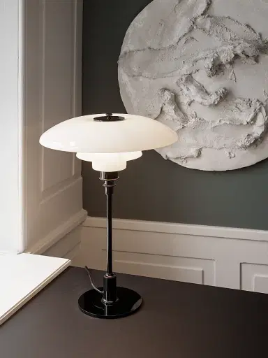 Louis Poulsen PH 3/2 Table Lamp | Thumbnail 3 Louis Poulsen PH 3/2 Table Lamp | Thumbnail 3