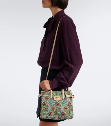 Valentino Garavani Antibes Small floral top-handle bag | Thumbnail 6 Valentino Garavani Antibes Small floral top-handle bag | Thumbnail 6