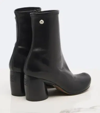 Loewe Oval leather ankle boots | Thumbnail 4 Loewe Oval leather ankle boots | Thumbnail 4