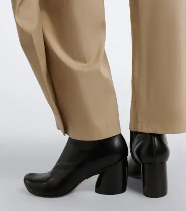 Loewe Oval leather ankle boots | Thumbnail 6 Loewe Oval leather ankle boots | Thumbnail 6