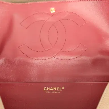 Chanel Chanel Maxi "Souplissimo" Large Flap Bag Dark Khaki Grained Calfskin Gold Hardware | Thumbnail 10 Chanel Chanel Maxi "Souplissimo" Large Flap Bag Dark Khaki Grained Calfskin Gold Hardware | Thumbnail 10