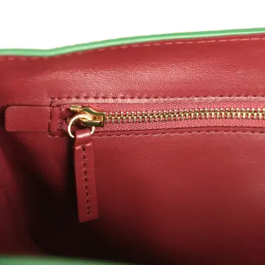 Chanel Chanel Maxi "Souplissimo" Small Flap Bag Green Grained Calfskin Gold Hardware | Thumbnail 11 Chanel Chanel Maxi "Souplissimo" Small Flap Bag Green Grained Calfskin Gold Hardware | Thumbnail 11