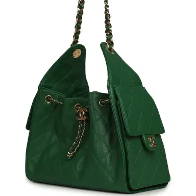 Chanel Chanel Small 25 Hobo Bag Green Caviar Gold Hardware | Thumbnail 5 Chanel Chanel Small 25 Hobo Bag Green Caviar Gold Hardware | Thumbnail 5