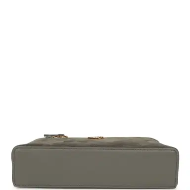 Chanel Chanel Top Handle Long Vanity Case with Chain Dark Grey Suede Gold Hardware | Thumbnail 6 Chanel Chanel Top Handle Long Vanity Case with Chain Dark Grey Suede Gold Hardware | Thumbnail 6