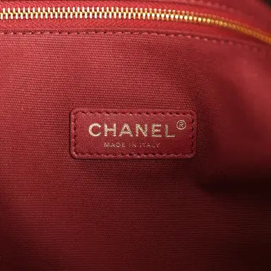Chanel Chanel XXL "It Girl" Shopping Tote Black Grained Calfskin Gold Hardware | Thumbnail 11 Chanel Chanel XXL "It Girl" Shopping Tote Black Grained Calfskin Gold Hardware | Thumbnail 11