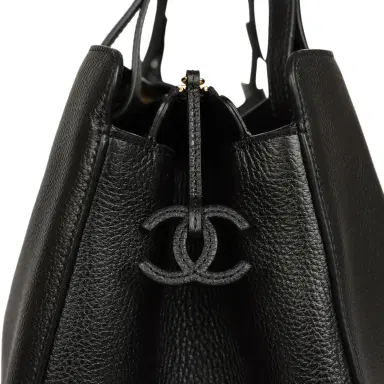 Chanel Chanel XXL "It Girl" Shopping Tote Black Grained Calfskin Gold Hardware | Thumbnail 8 Chanel Chanel XXL "It Girl" Shopping Tote Black Grained Calfskin Gold Hardware | Thumbnail 8