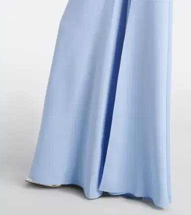 Carolina Herrera Embellished crêpe gown | Thumbnail 4 Carolina Herrera Embellished crêpe gown | Thumbnail 4