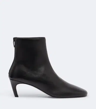 Toteme Leather ankle boots | Thumbnail 2 Toteme Leather ankle boots | Thumbnail 2