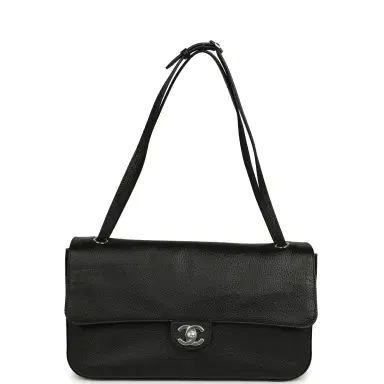 Chanel Chanel Maxi "Souplissimo" Small Flap Bag Black Grained Calfskin Silver Hardware | Thumbnail 6 Chanel Chanel Maxi "Souplissimo" Small Flap Bag Black Grained Calfskin Silver Hardware | Thumbnail 6