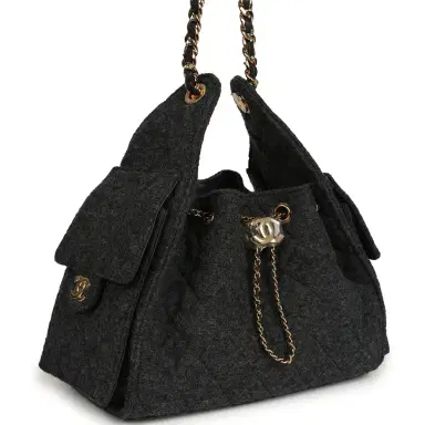 Chanel Chanel Small 25 Hobo Bag Dark Grey Wool Felt Gold Hardware | Thumbnail 2 Chanel Chanel Small 25 Hobo Bag Dark Grey Wool Felt Gold Hardware | Thumbnail 2