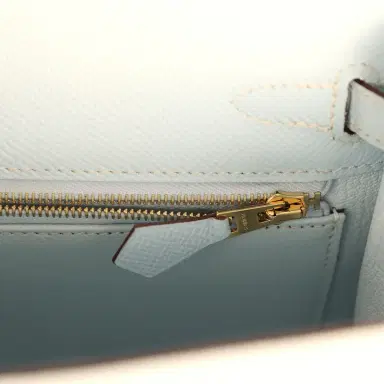 HERMÈS Pre-owned Hermes Kelly Sellier 25 Bleu Brume Epsom Gold Hardware | Thumbnail 9 HERMÈS Pre-owned Hermes Kelly Sellier 25 Bleu Brume Epsom Gold Hardware | Thumbnail 9