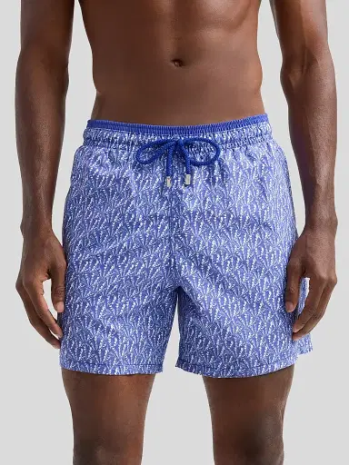 Vilebrequin Men's Graphic Shells Swim Trunks - Royal Sky | Thumbnail 4 Vilebrequin Men's Graphic Shells Swim Trunks - Royal Sky | Thumbnail 4