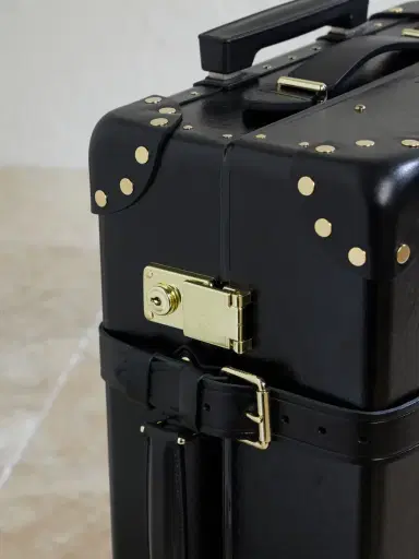 Globe-Trotter Centenary Leather Carry-On Suitcase - Men | Thumbnail 4 Globe-Trotter Centenary Leather Carry-On Suitcase - Men | Thumbnail 4