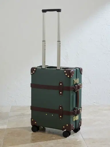 Globe-Trotter Centenary Leather Carry-On Suitcase - Men | Thumbnail 3 Globe-Trotter Centenary Leather Carry-On Suitcase - Men | Thumbnail 3