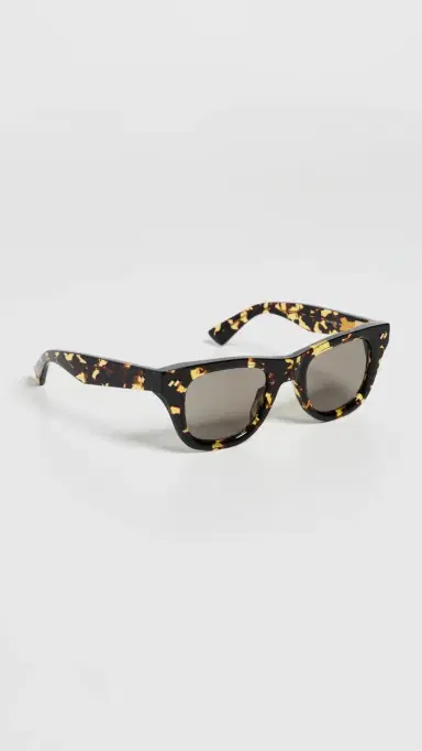 Bottega Veneta Dizzy Squared Sunglasses Havana-Havana-Brown One Size | Thumbnail 4 Bottega Veneta Dizzy Squared Sunglasses Havana-Havana-Brown One Size | Thumbnail 4