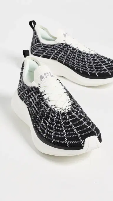 APL Zipline Sneakers Black//Shark | Thumbnail 4 APL Zipline Sneakers Black//Shark | Thumbnail 4