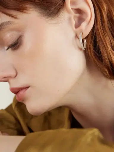Sydney Evan Tube 14-karat Gold Diamond Medium Hoop Earrings | Thumbnail 2 Sydney Evan Tube 14-karat Gold Diamond Medium Hoop Earrings | Thumbnail 2